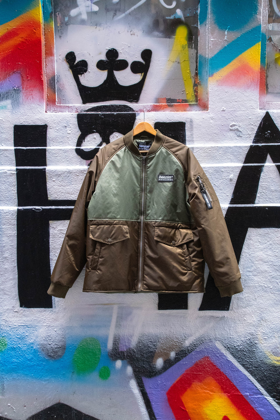 Mudder bomber