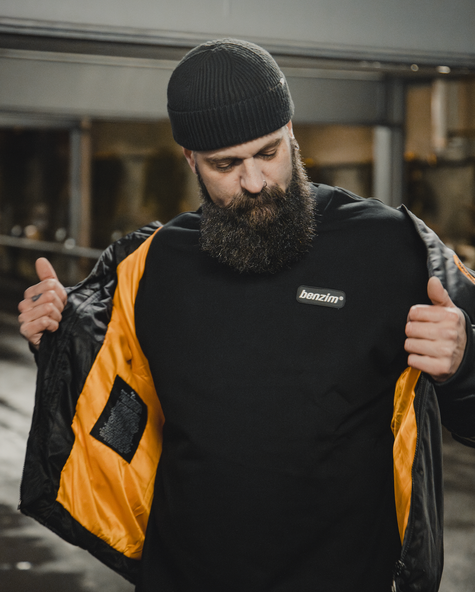 Blackout bomber