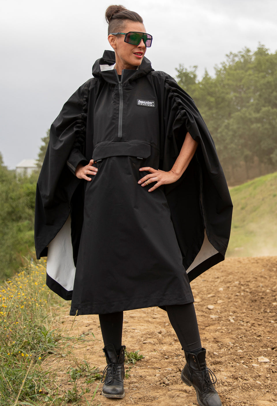 Track Poncho