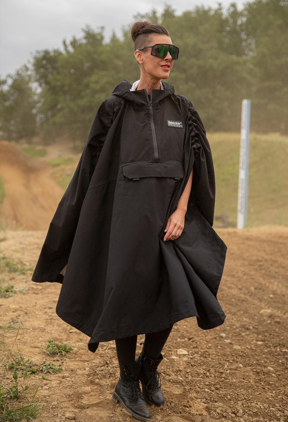 Track Poncho
