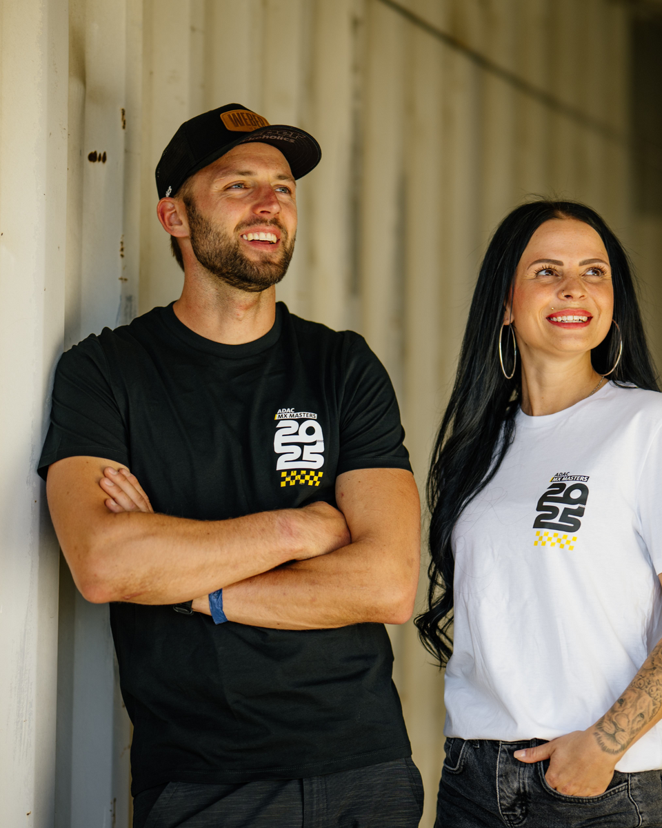 Track Tee black