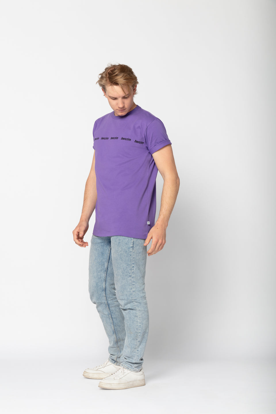 T-Shirt Farbe lila für MX-Sport an Model